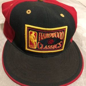 MENS NBA HAWKS HARDWOOD CLASSICS FITTED